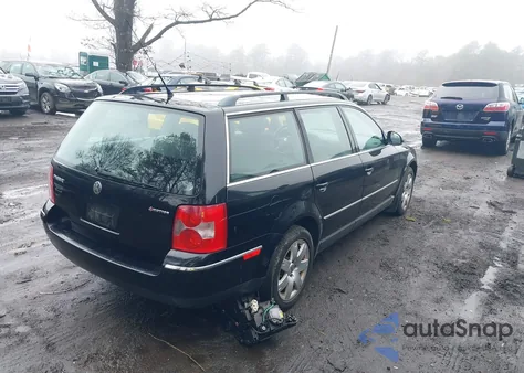2005 Volkswagen Passat Gls from USA, damaged, VIN WVWDD63B15E141272